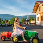 Nyaraló In Gemeinde Hermagor-pressegger Mit Terrasse- Grill Und Garten By Interhome Sonnenalpe Nassfeld