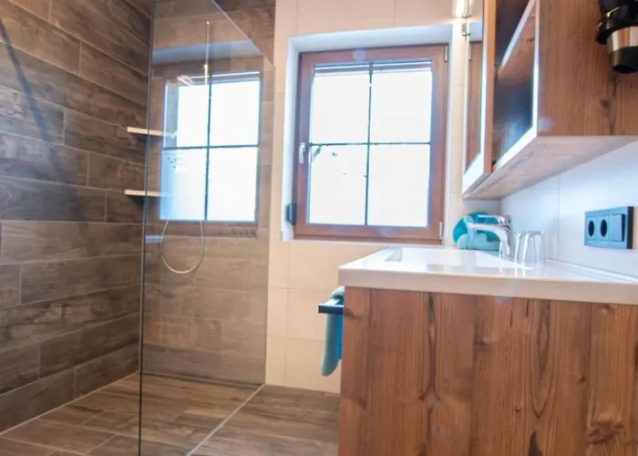 In Gemeinde Hermagor-pressegger Mit Terrasse- Grill Und Garten By Interhome * זוננאלפה נאספלד